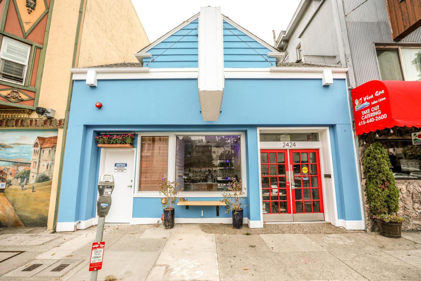 Podshare San Francisco Marina Hostel Exterior photo